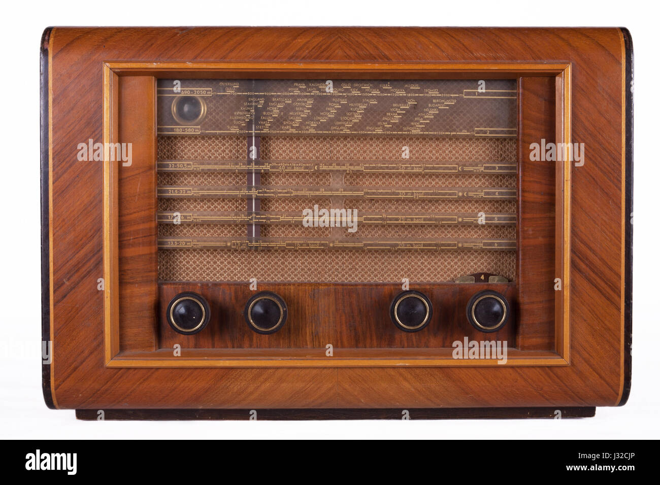 Table ancienne rétro radio tube isolé sur fond blanc Banque D'Images