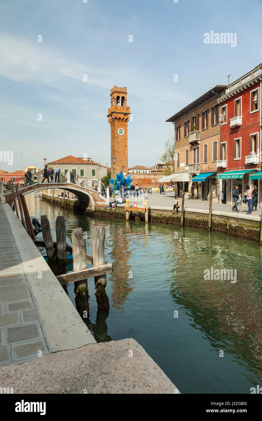 Après-midi de printemps sur l'île de Murano à Venise. Banque D'Images