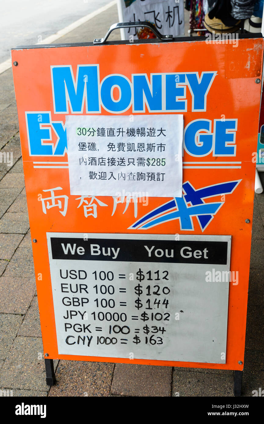 L'échange d'argent montrant du taux de change de certaines devises asiatiques, Far North Queensland, Queensland, Australie, FNQ Banque D'Images