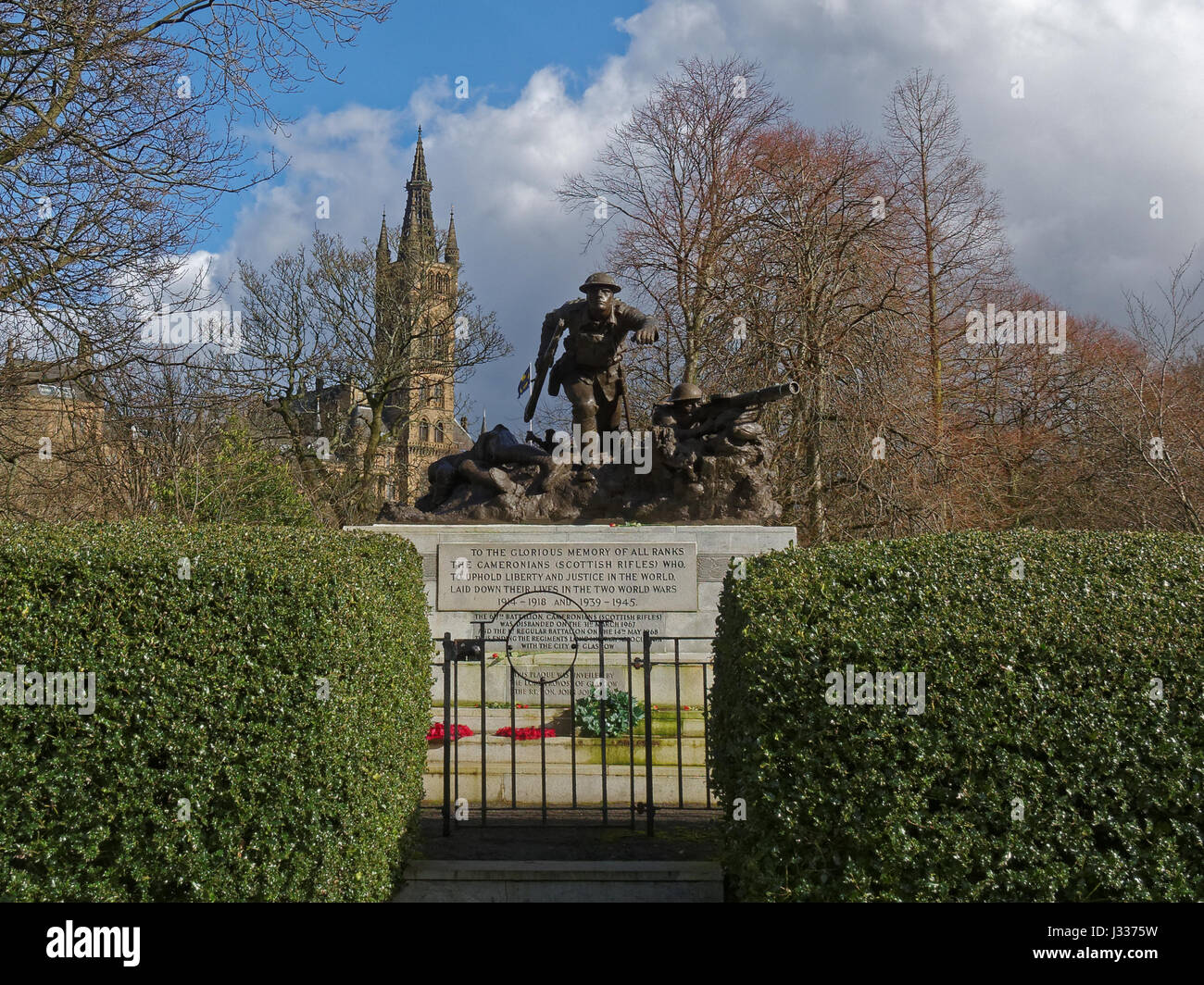 Le Camerounais Scottish Rifles War Memorial se trouve sur l'angle sud-ouest de Kelvingrove Park, près de Kelvingrove Art Gallery Banque D'Images