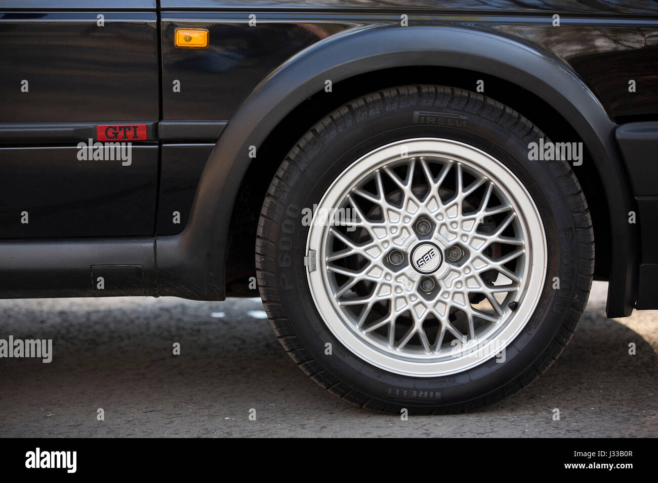 Volkswagen Golf GTI Mk2 construit en 1991 roulant à Longcross Circuit d'essais, Chobham Race Track, Surrey, Angleterre. Banque D'Images
