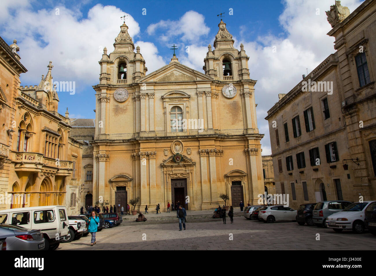 La Cathédrale Métropolitaine de Saint Paul, appelée communément à la Cathédrale St Paul, est une cathédrale catholique romaine de Mdina, ancienne ville de La Valette, Malte Banque D'Images