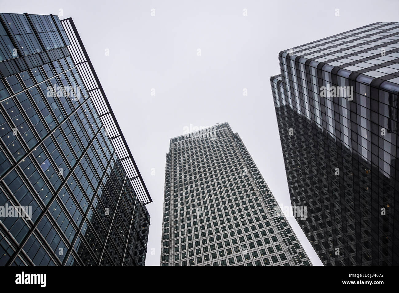 Bâtiment de bureaux la fenêtre Fermer jusqu'à la réflexion historique Banque D'Images