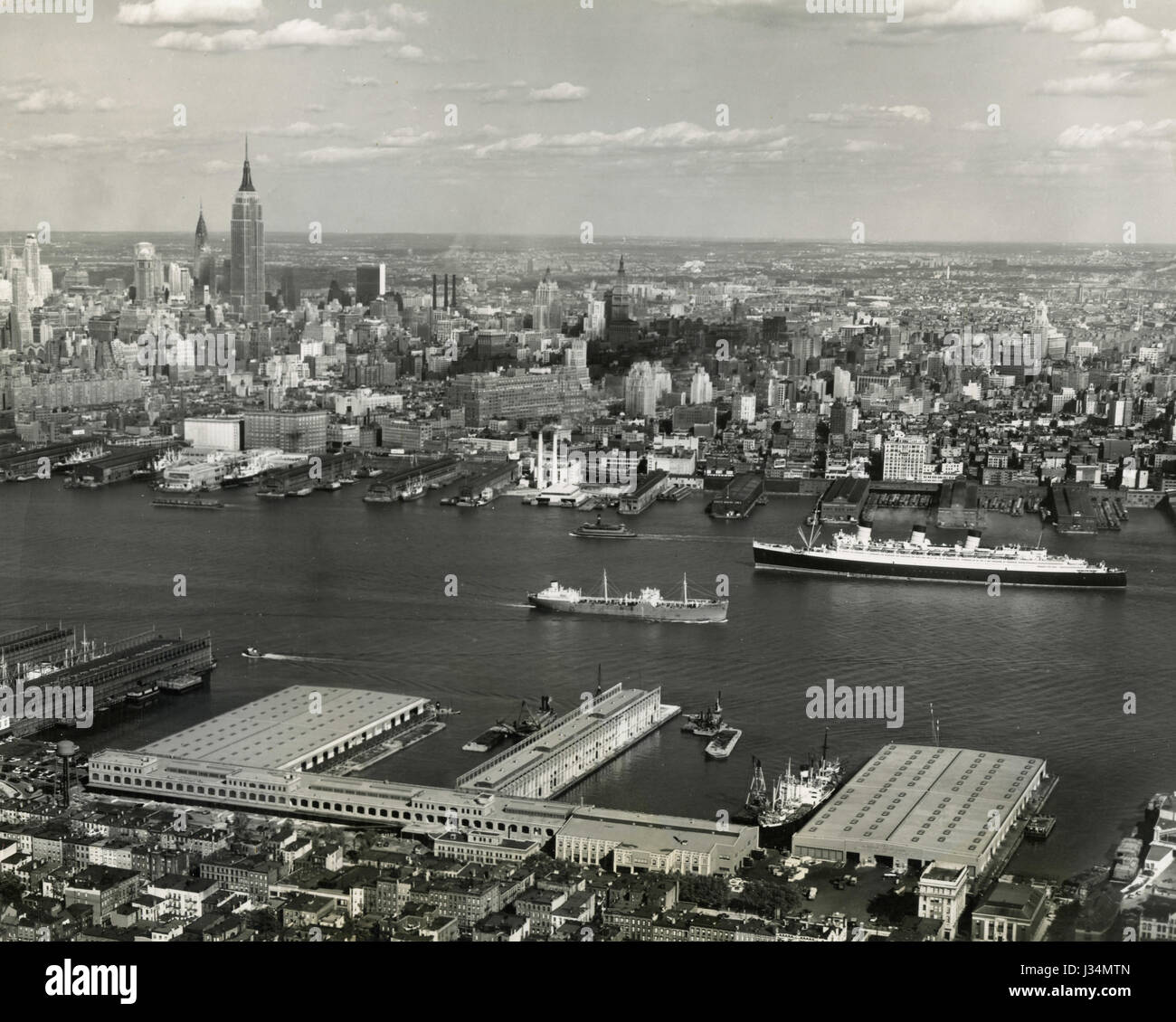 Hoboken Piers à à Manhattan, NY, USA Banque D'Images