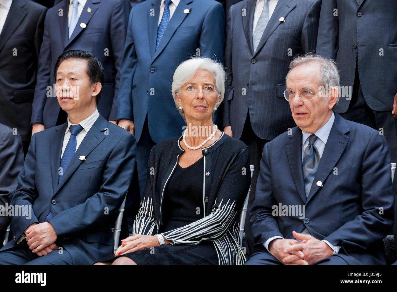 Xiao Jie, Chine Le ministre des Finances, Christine Lagarde, le directeur général du FMI, et Pier Carlo Padoan, Ministre italien de l'économie et des Finances - USA Banque D'Images