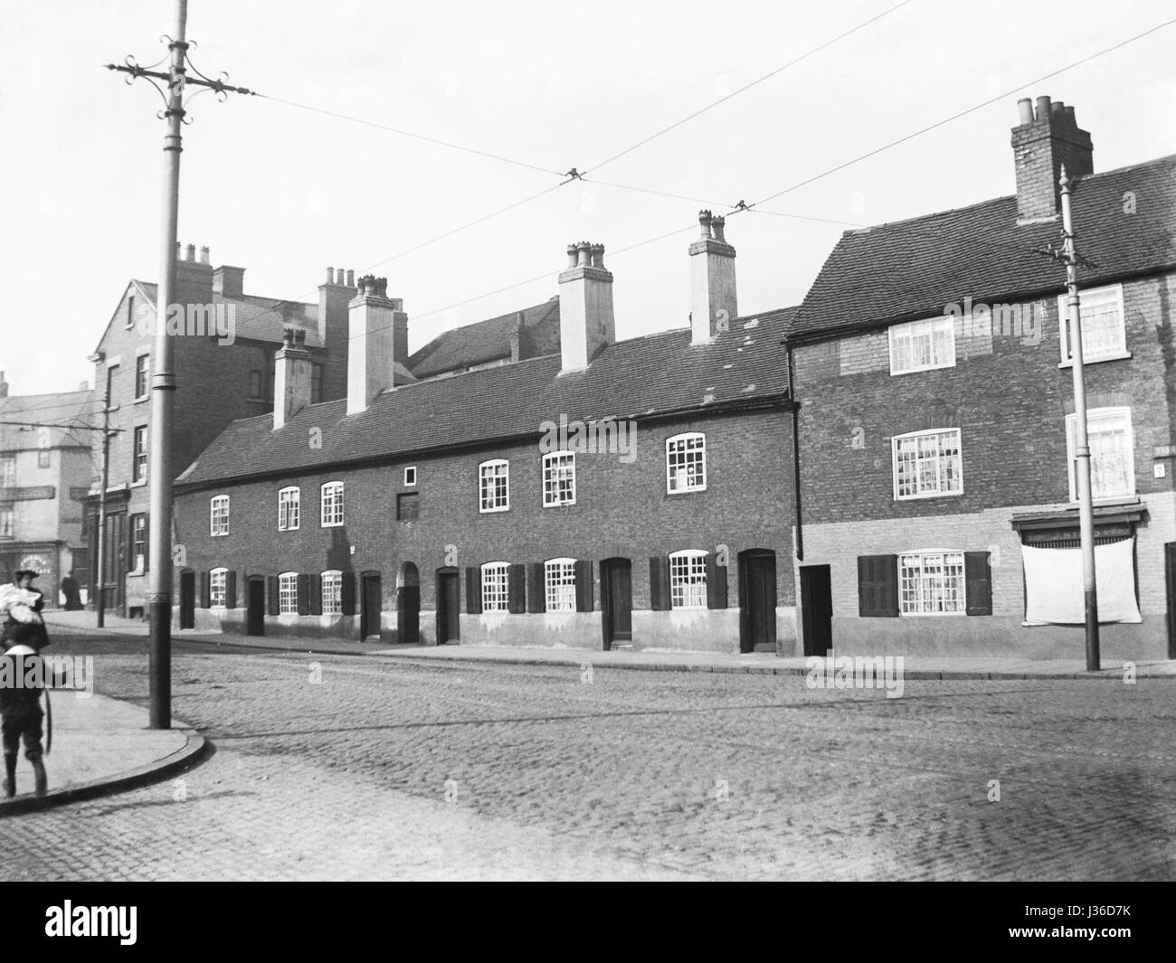 Photographie de maisons édouardiennes Alms dans Pennyfoot Pennyfoot Lane, maintenant appelé Street,vers 1905. Banque D'Images