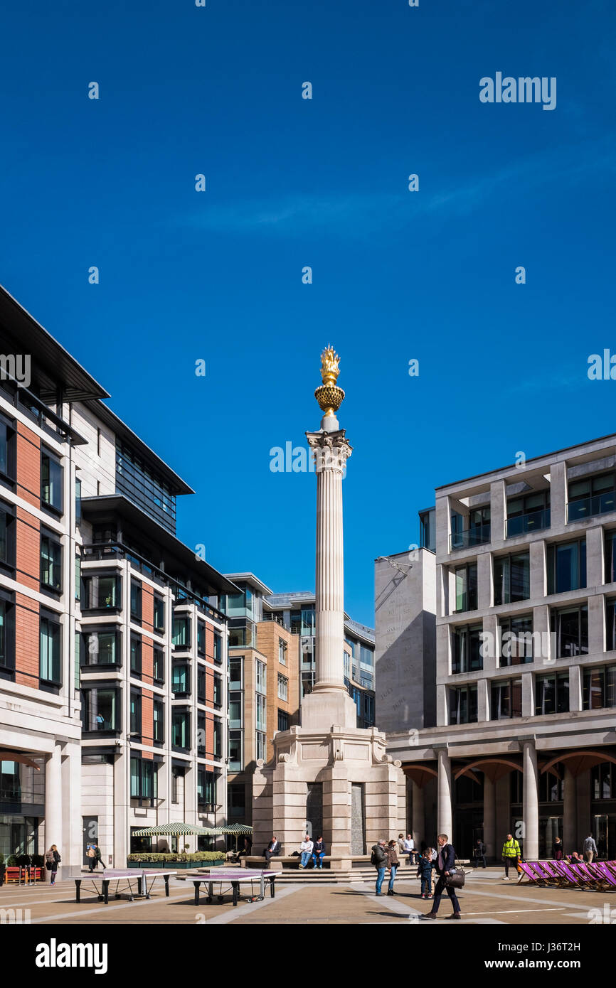 Paternoster Square est un développement urbain, à côté de la Cathédrale St Paul dans la ville de Londres, Angleterre, Royaume-Uni Banque D'Images