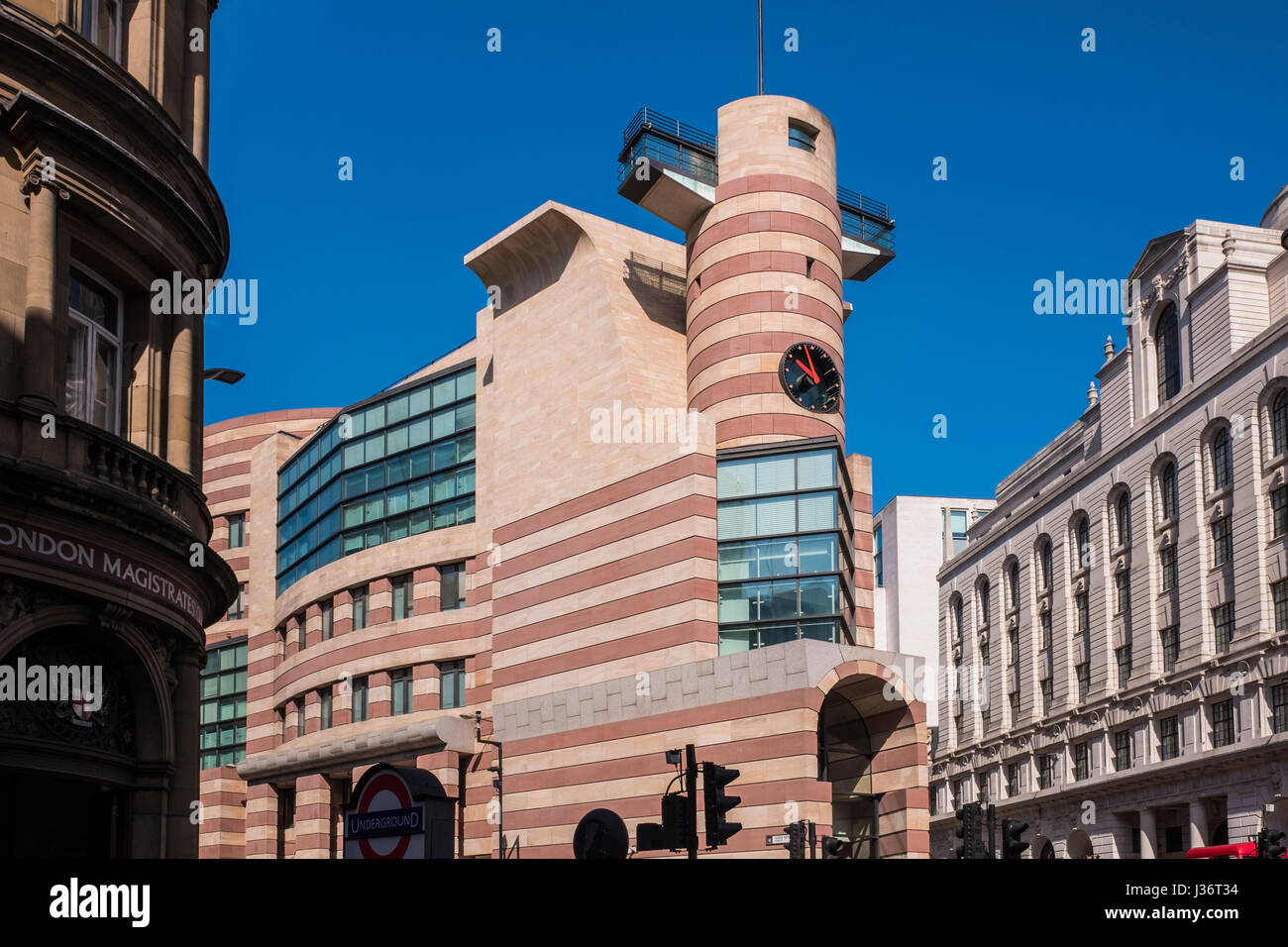 1 Pour les bâtiments commerciaux de volaille & Le Ned 5 étoiles(ex-Midland Bank Building) près de la Banque d'Angleterre, Londres, Angleterre, Royaume-Uni Banque D'Images
