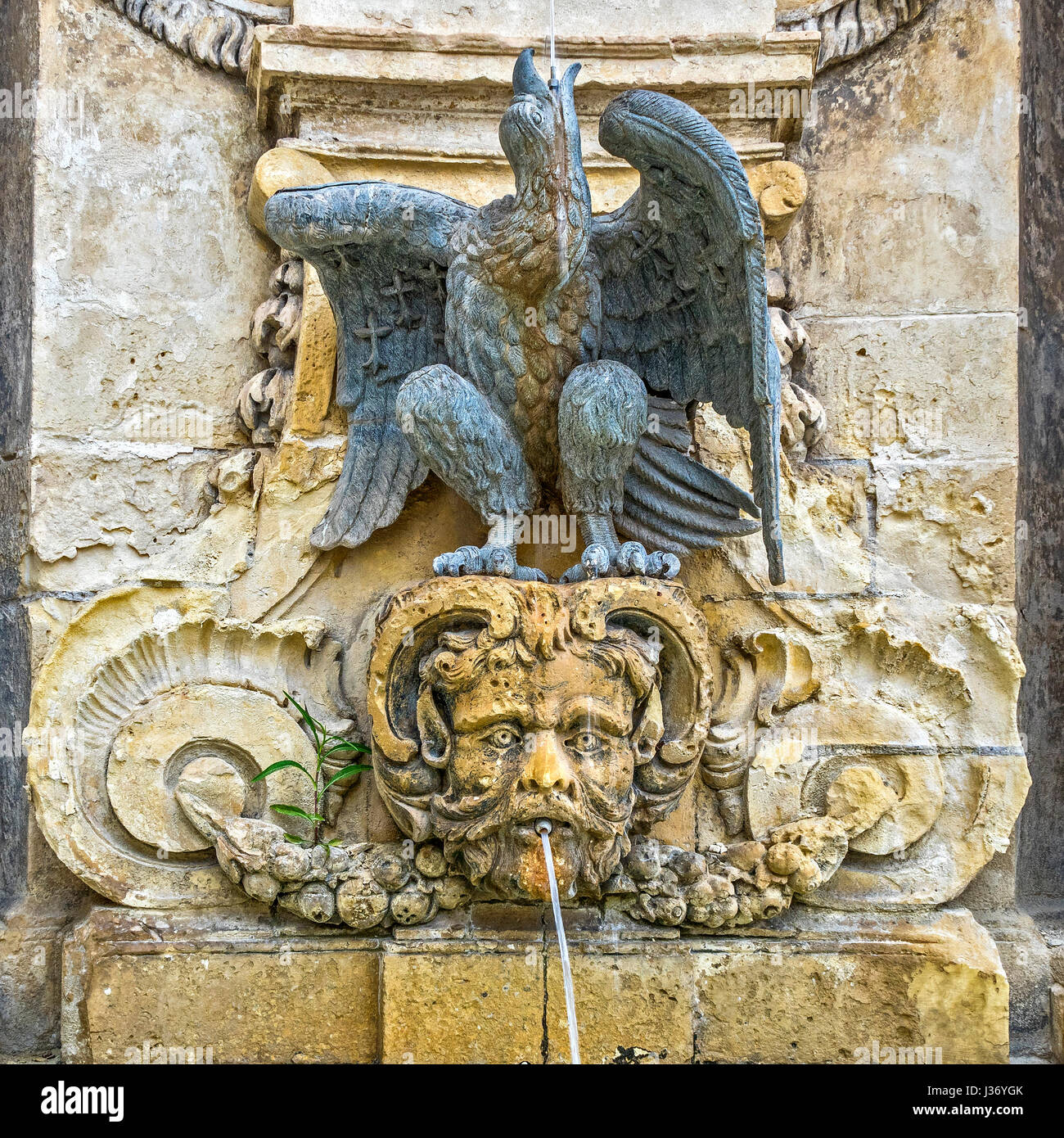 Fontaine ornementale, à St George's Square, La Valette, Malte Banque D'Images