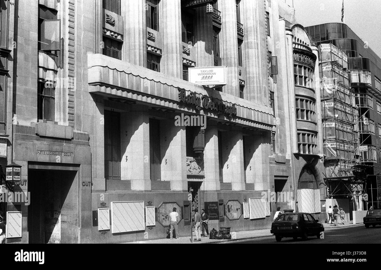 L'ancien siège du Daily Telegraph et dimanche journaux dans Fleet Street, Londres, Angleterre le 5 août 1989. Banque D'Images