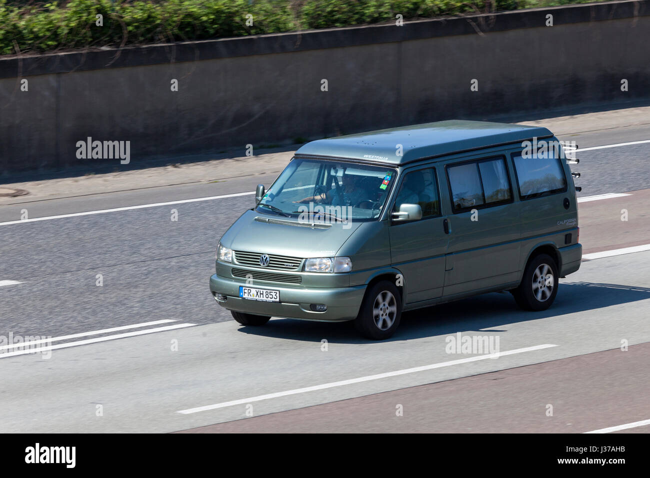 Volkswagen t4 transporter van Banque de photographies et d'images à haute  résolution - Alamy