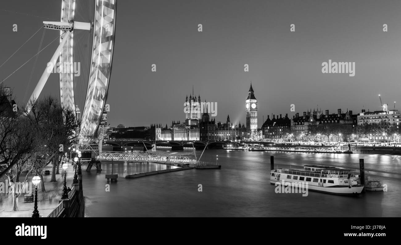 London Eye, Big Ben et des chambres du parlement à Londres, au Royaume-Uni. Banque D'Images