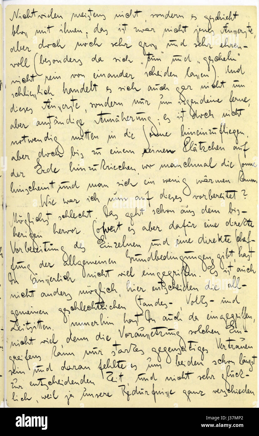 'De Kafka Brief an den Vater 083' est une image de la lettre de Franz Kafka de 1919 à son père, inédite de son vivant, explorant leur relation complexe. La lettre plonge dans les sentiments d'inadéquation de Kafka et la nature dominatrice de son père. Banque D'Images