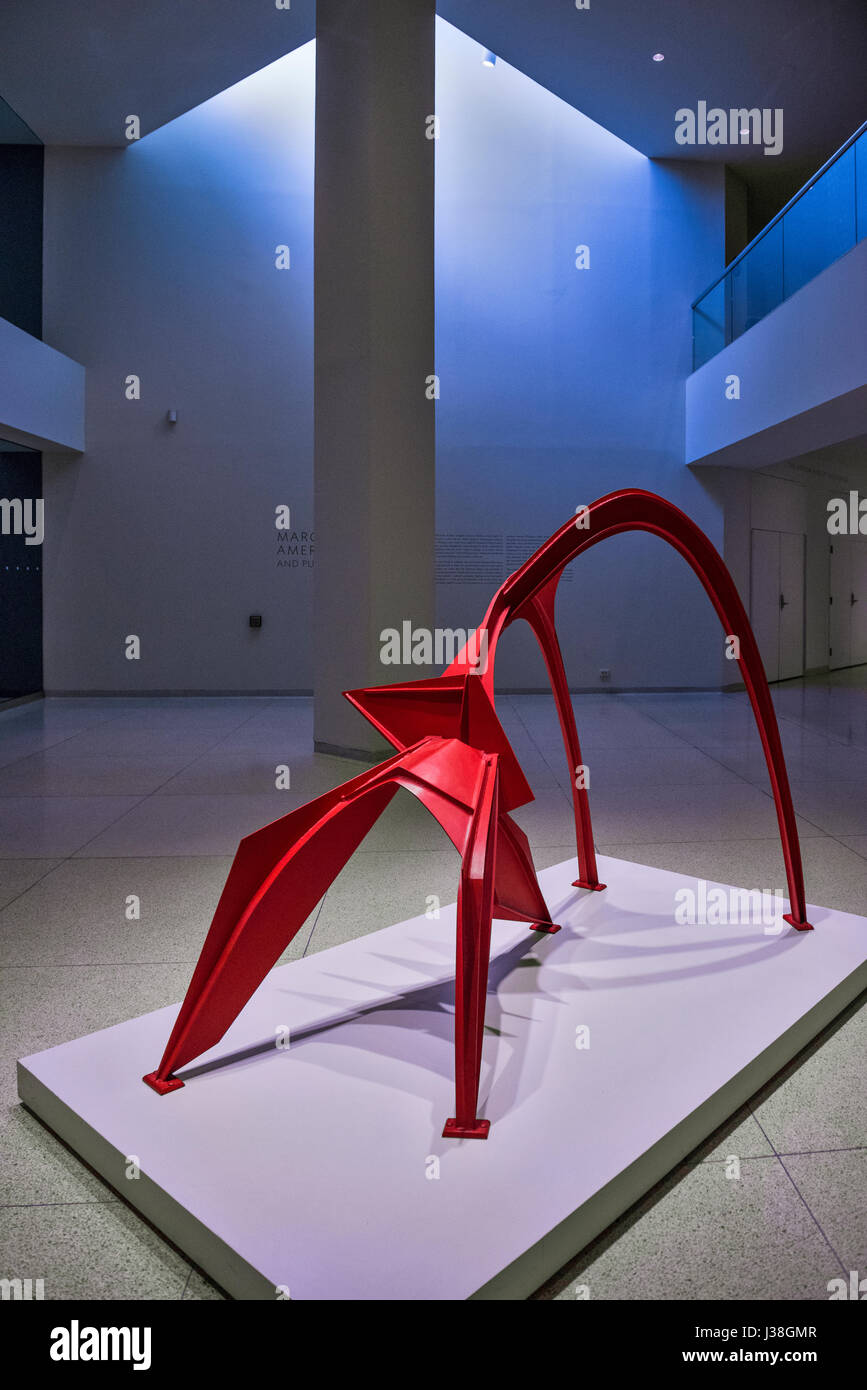 Alexander Calder modèle pour 'Flamingo' Chicago Art Institute USA Banque D'Images