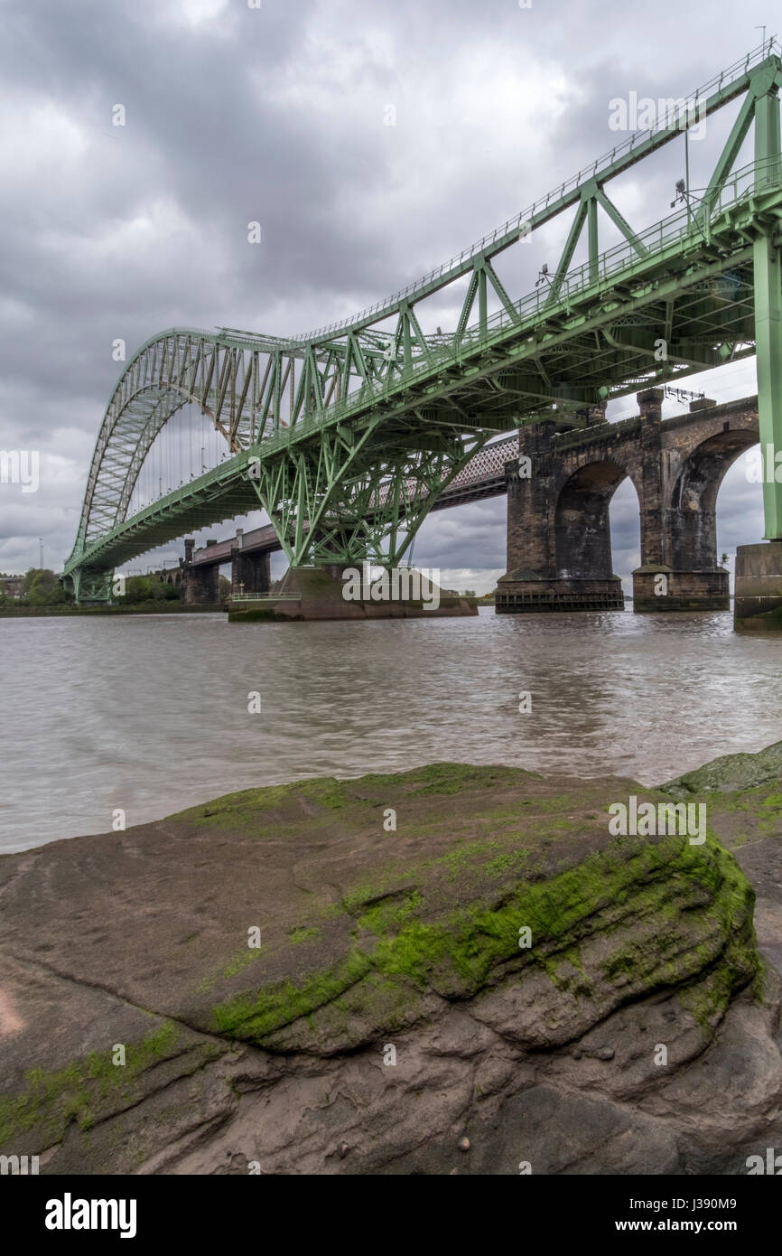 Runcorn Bridge. Banque D'Images