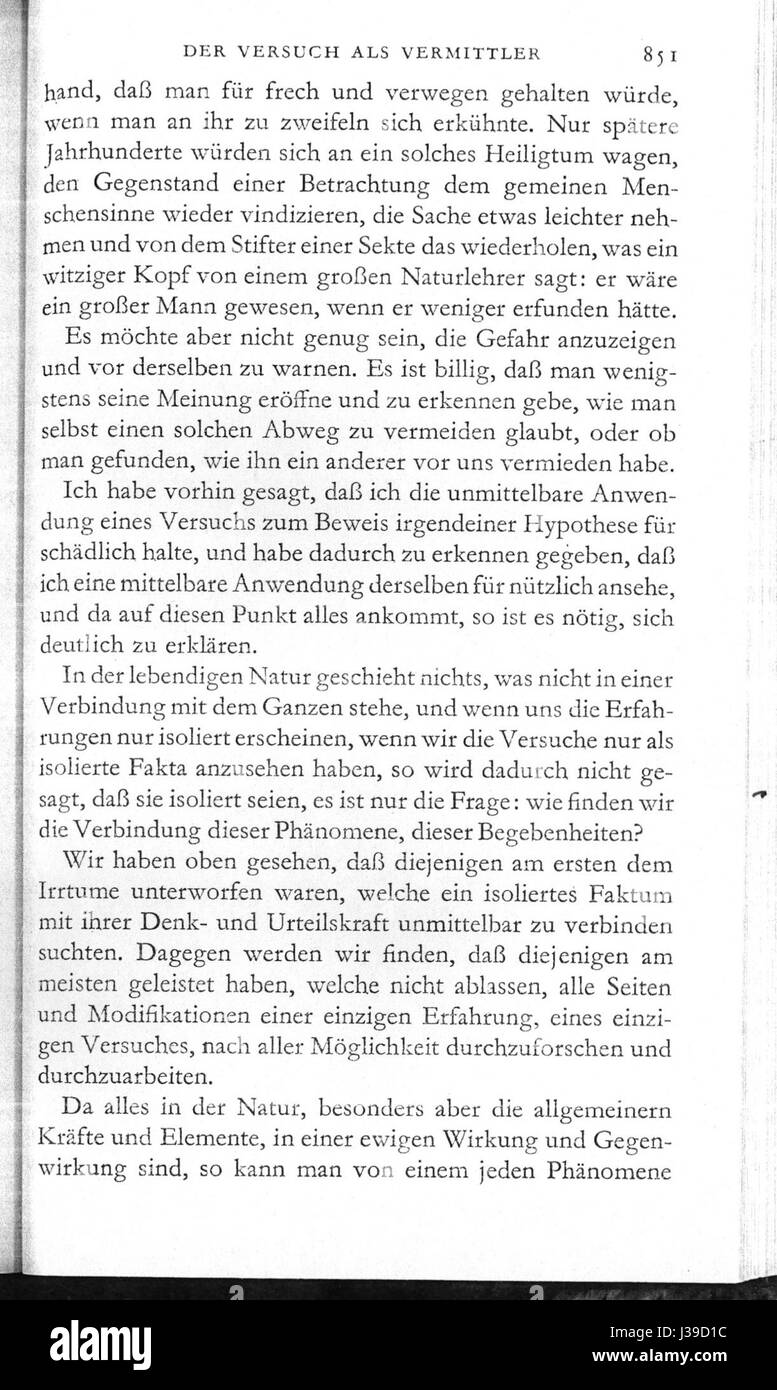 Cet ouvrage de Johann Wolfgang von Goethe traite de son rôle de médiateur de la connaissance et de la compréhension entre les différentes traditions intellectuelles. Il souligne les contributions philosophiques de Goethe et sa médiation dans les discours culturels et intellectuels au cours des lumières. Banque D'Images