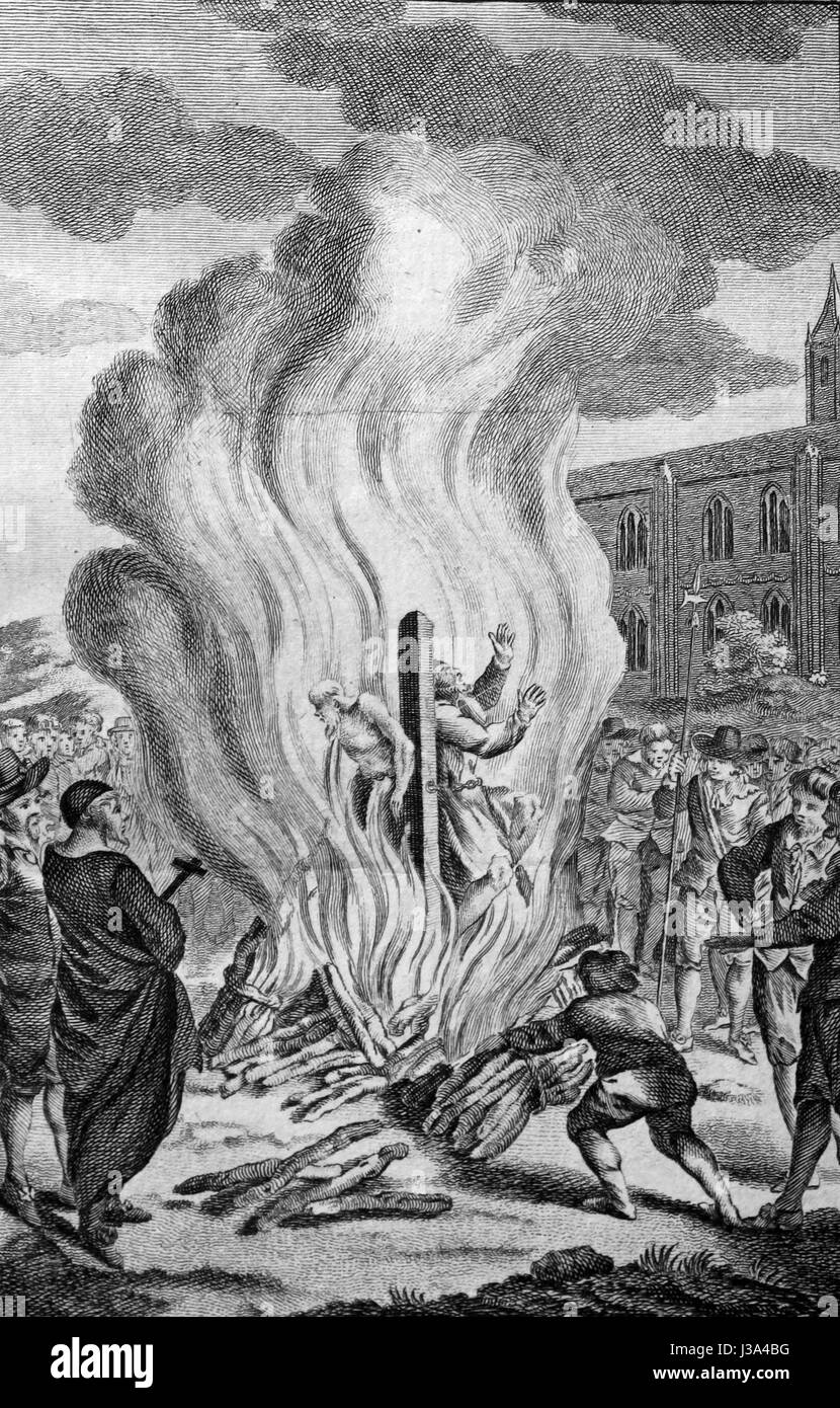 Les évêques de martyres Ridley et Latimer, qui ont été brûlés dans un seul feu à Oxford. Gravure de c 1780 édition du nouveau livre des Martyrs Banque D'Images