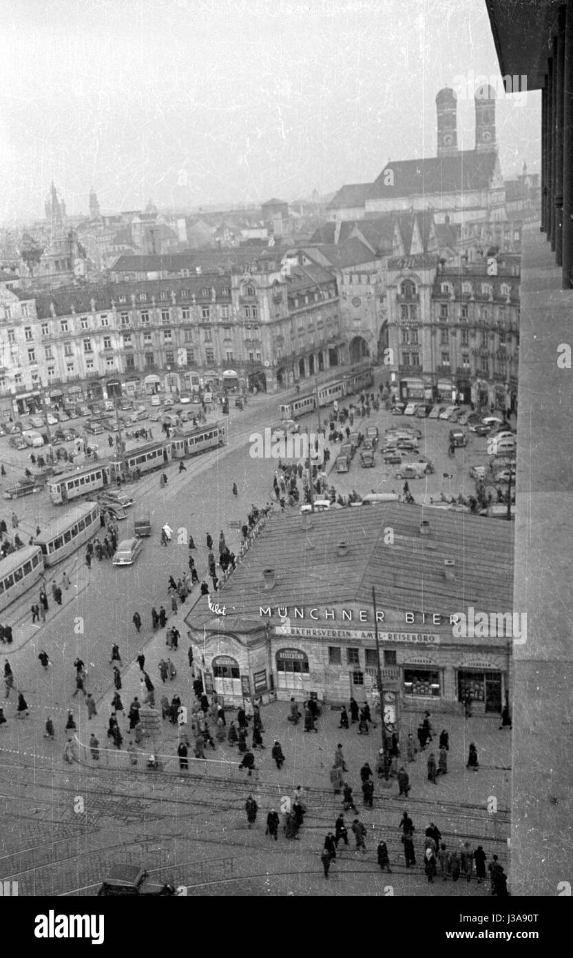 Vue de la Karlsplatz (Stachus) à Munich, 1953 Banque D'Images