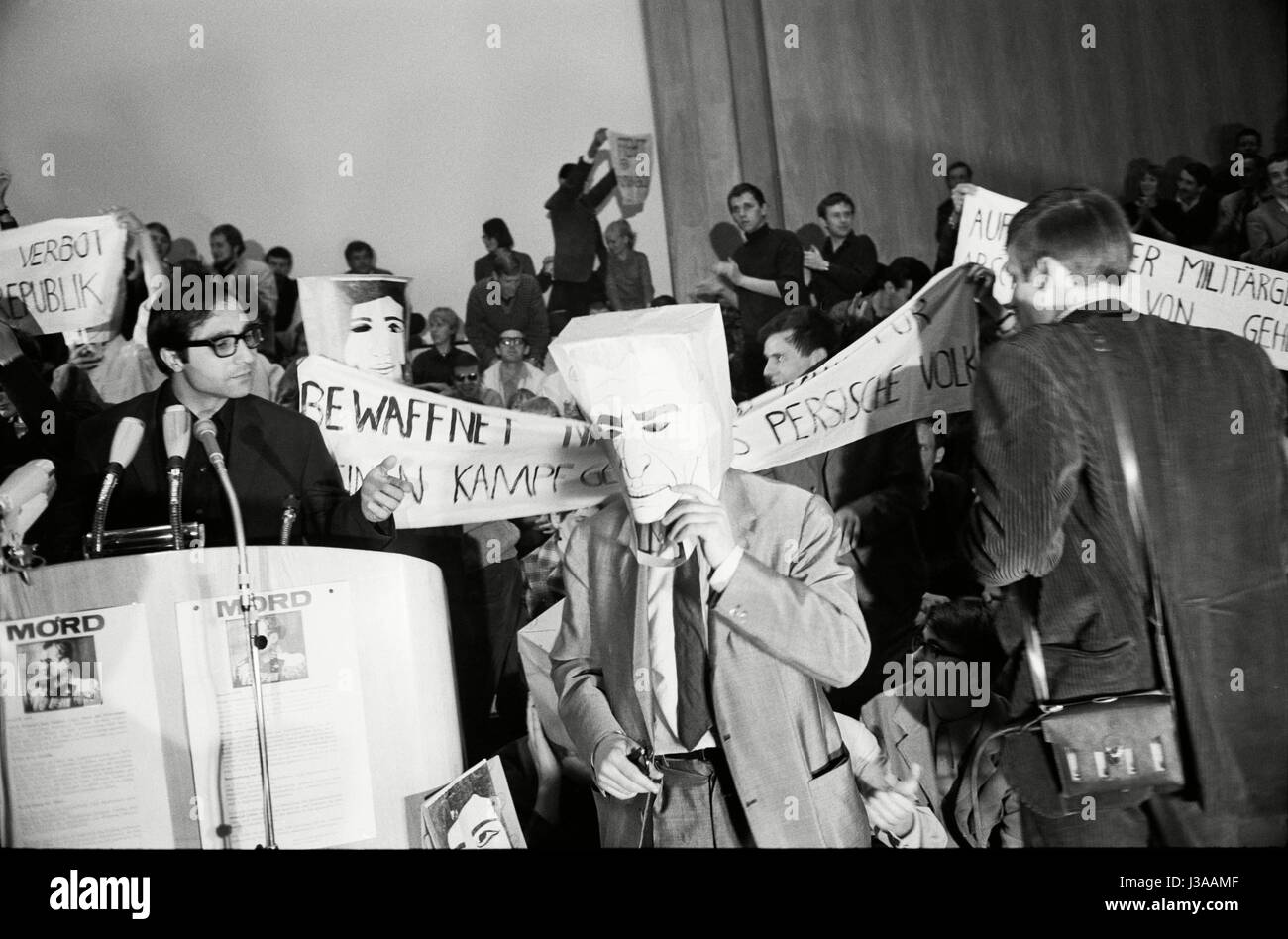 Érudit persan Bahman Nirumand à la FU Berlin, 1967 Banque D'Images