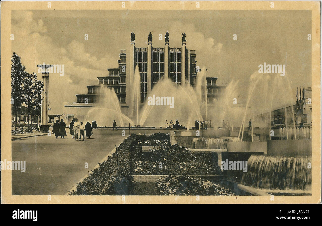 L'EXPO Bruxelles 1935 fait référence à l'exposition internationale de Bruxelles qui s'est tenue en 1935. C'était une foire mondiale présentant l'innovation, la culture et l'industrie internationales pendant l'entre-deux-guerres. Banque D'Images L'EXPO Bruxelles 1935 fait référence à l'exposition internationale de Bruxelles qui s'est tenue en 1935. C'était une foire mondiale présentant l'innovation, la culture et l'industrie internationales pendant l'entre-deux-guerres. Banque D'Images