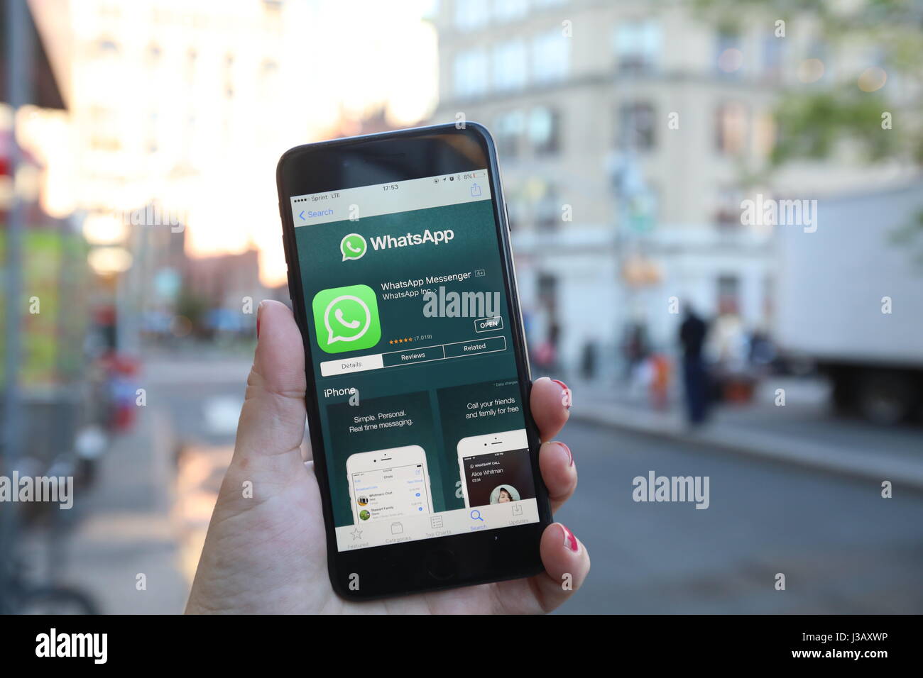 Message service WhatsAPP est inopérant dans plusieurs pays dont le Brésil le mercredi, 03. (PHOTO : VANESSA CARVALHO/BRÉSIL PHOTO PRESSE) Banque D'Images