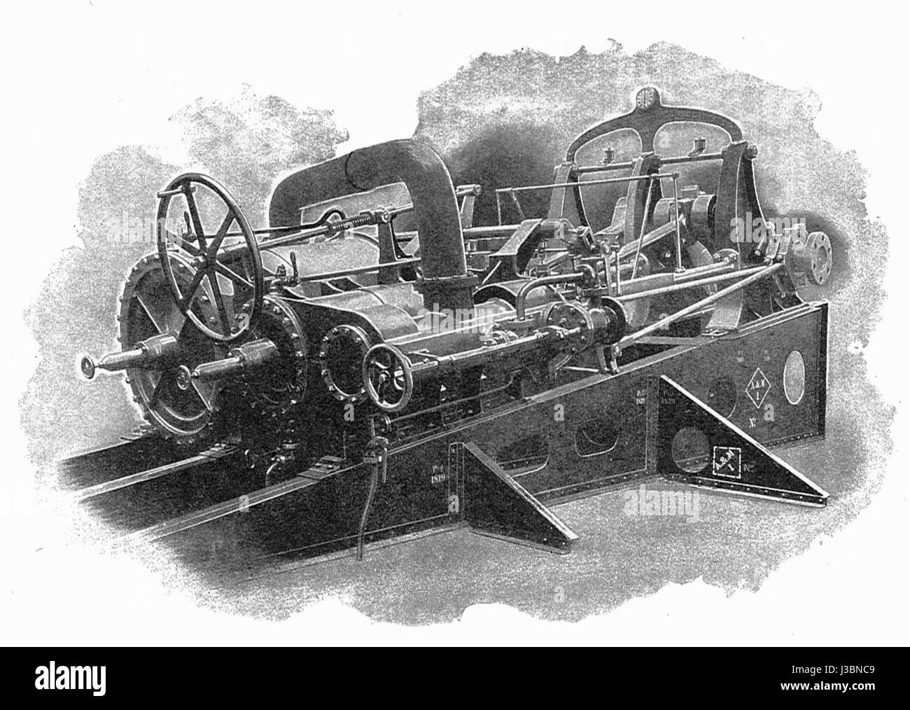 Le moteur à palettes composé diagonal, présenté dans Modern Engines, vol V de Rankin Kennedy, est un moteur à condensation à réaction conçu pour améliorer l'efficacité des machines à vapeur, en particulier pour les navires marins. Banque D'Images