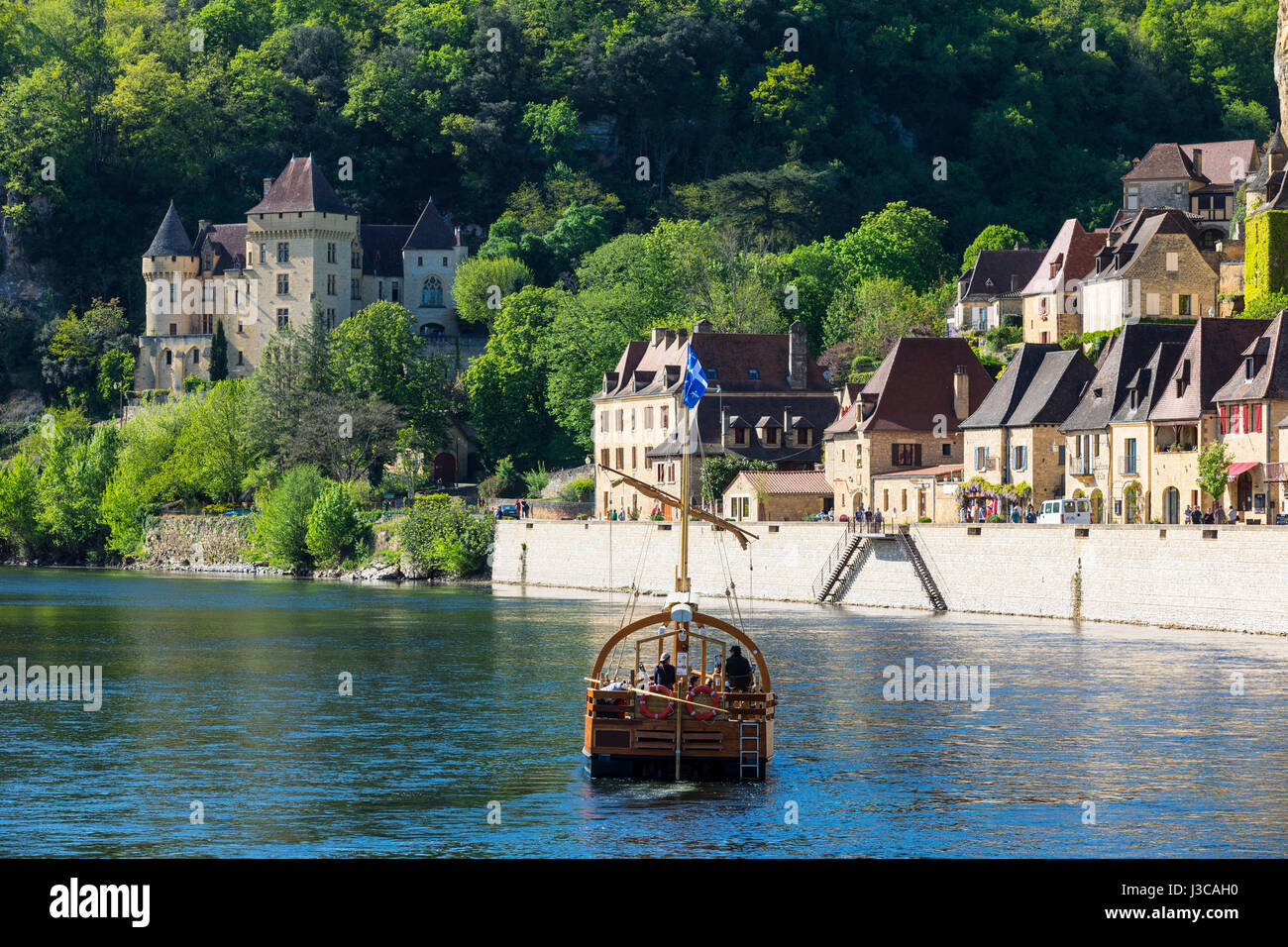 Vue de la Roque Gageac étiqueté les plus beaux villages de France. Banque D'Images