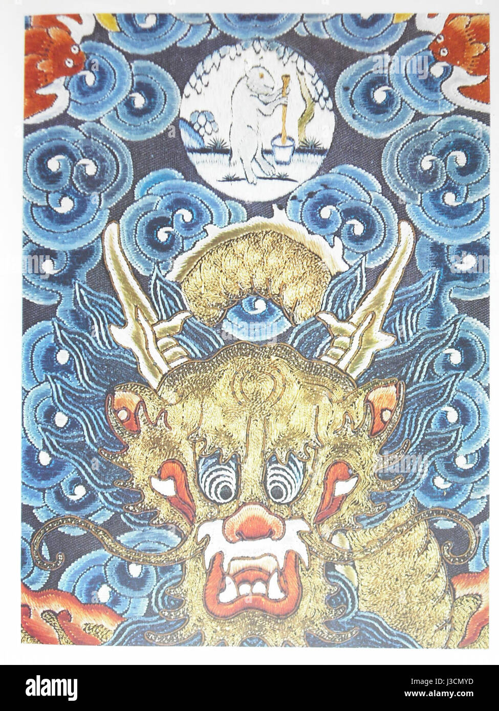 Dragon et lapin blanc faisant de l'élixir d'immortalité Banque D'Images