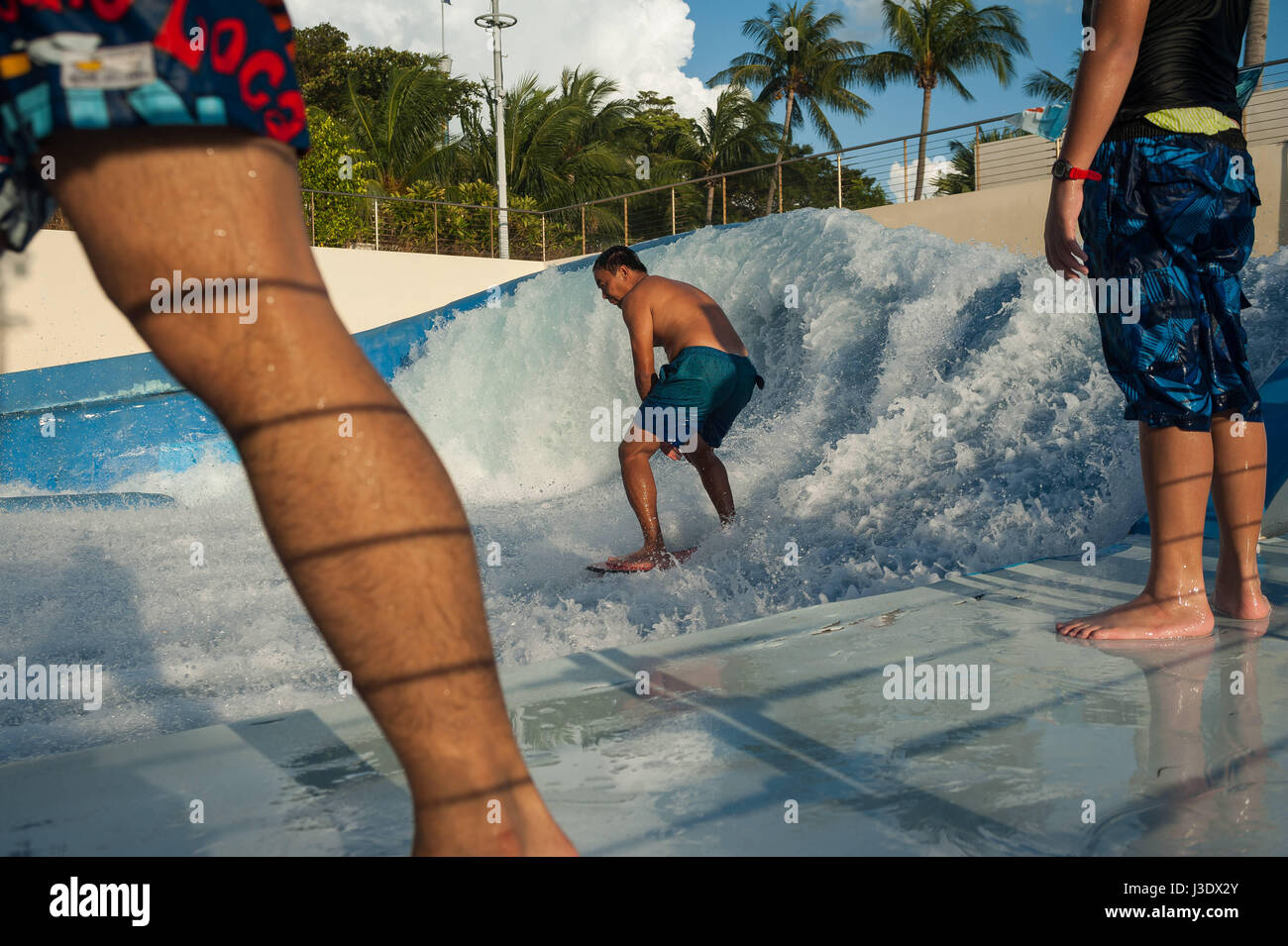 Singapour, République de Singapour, en Asie, le surf à Sentosa Banque D'Images