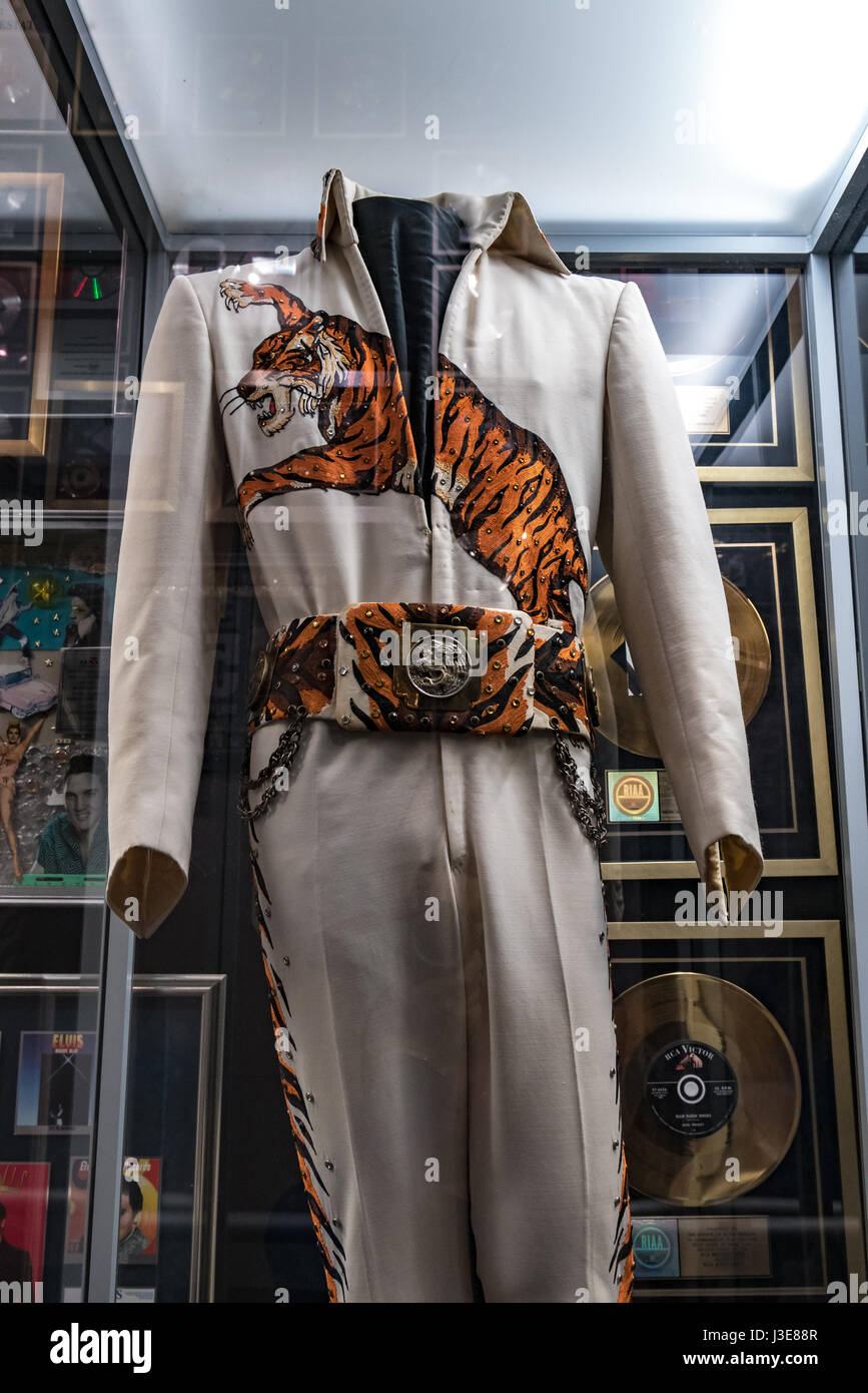 Costume de tigre bondissant d'Elvis à Graceland, Memphis Banque D'Images Costume de tigre bondissant d'Elvis à Graceland, Memphis Banque D'Images