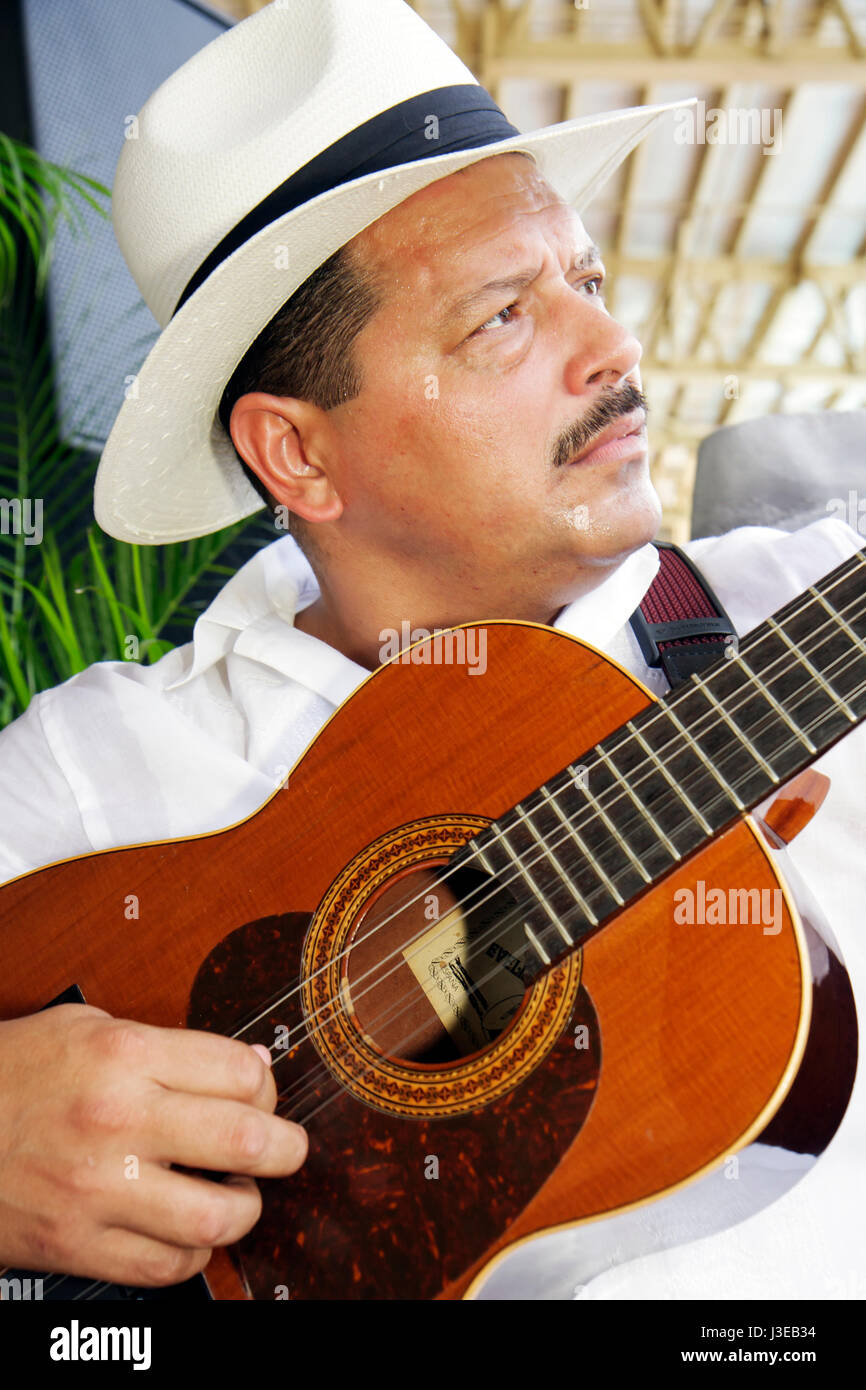 Miami Florida,Tropical Park,Cuban Exode relief Project,festival,festivals,politique,musiciens,quintet,son de mi Tierra,exil,Diaspora,hispanique Latin Banque D'Images