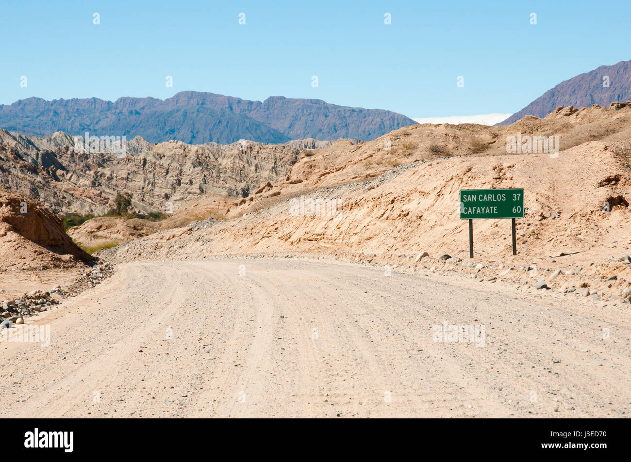 Route de gravier sur la Route 40 - Salta - Argentine Banque D'Images