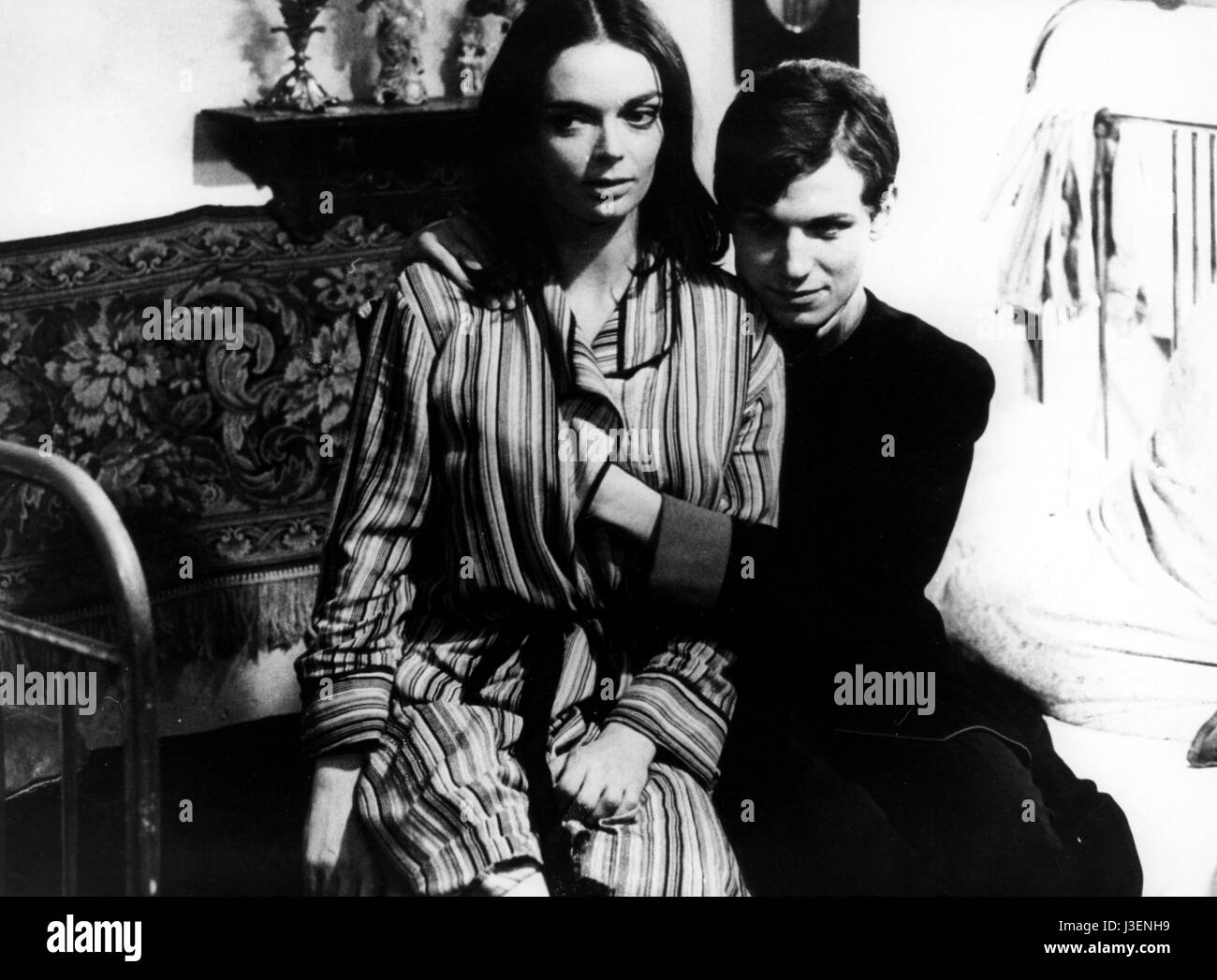 Der Junge Törless Jeune Torless Année : 1966 Allemagne de l'Ouest Barbara Steele, Bernd Tischer Réalisateur : Volker Schlöndorff Banque D'Images