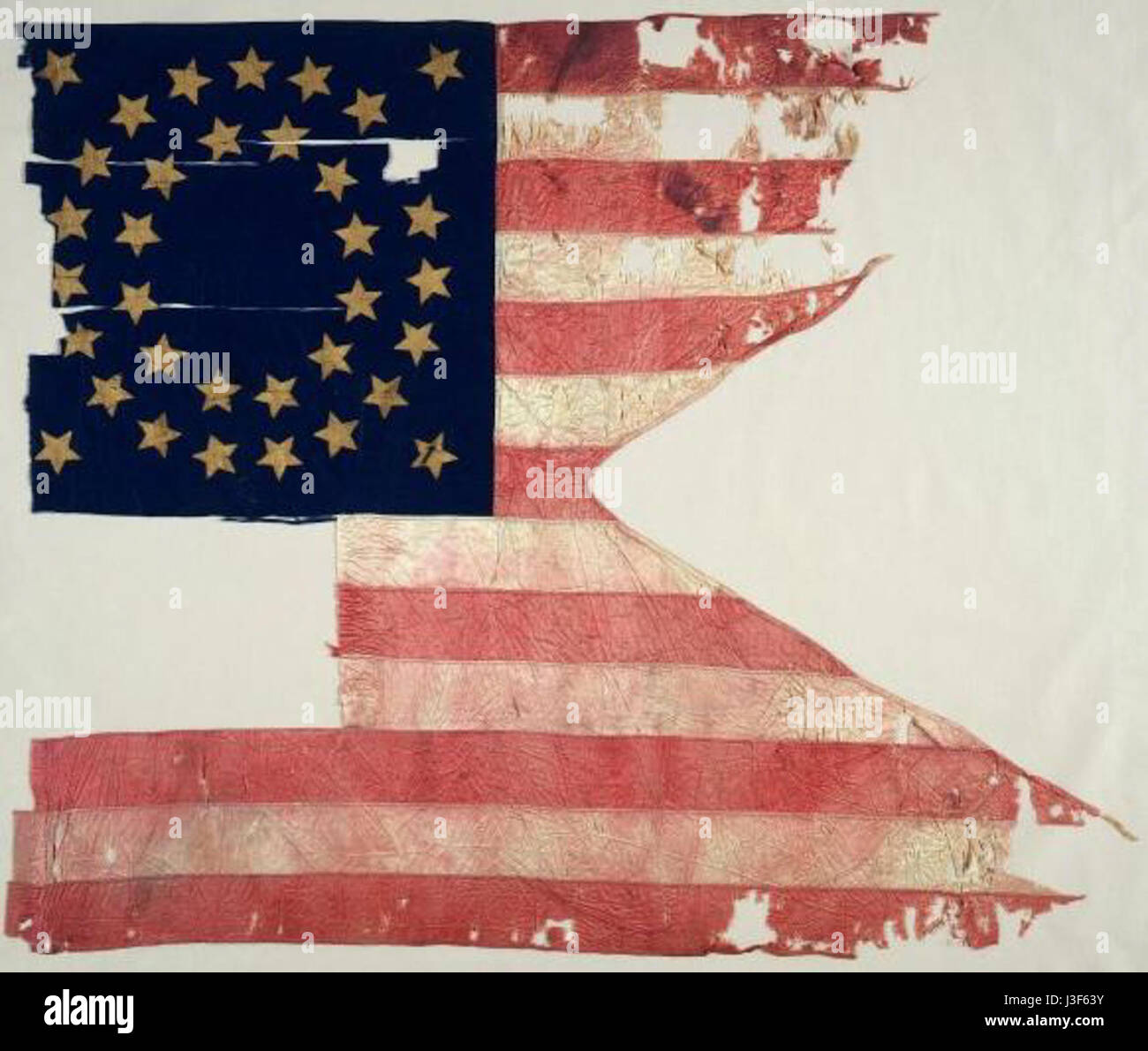 Le drapeau du 7e régiment de cavalerie américain lors de la bataille de Little Bighorn en 1876 représente un symbole important de l'histoire militaire américaine. Cette bataille, connue pour sa défaite des forces du général Custer, est un événement clé dans les guerres amérindiennes. Banque D'Images