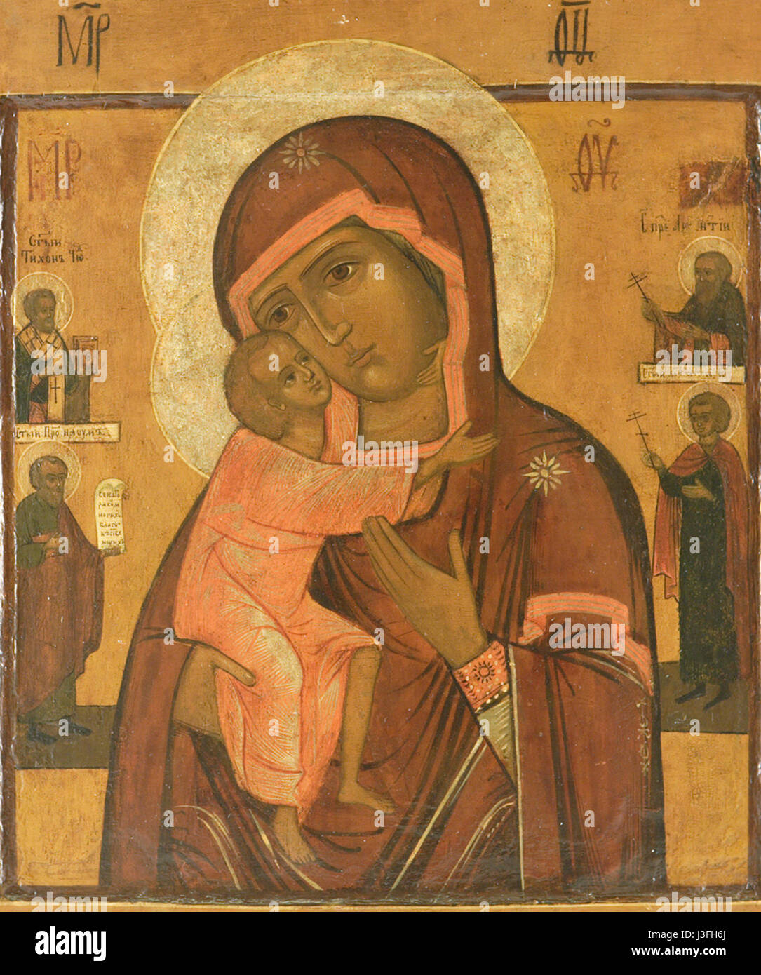 Le Feodorovskaya 18XX est une œuvre d'art religieux historique représentant des saints. La partie centrale de la pièce met en évidence les figures des saints et leur signification, donnant un aperçu de l'iconographie religieuse russe du XIXe siècle. Banque D'Images