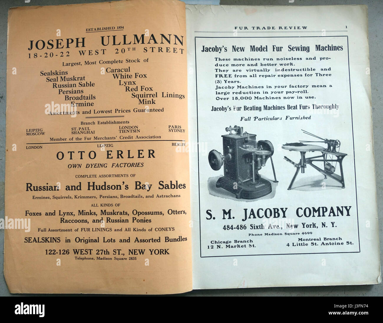 L'édition de novembre 1914 de la revue du commerce de la fourrure fournit un aperçu de l'industrie de la fourrure pendant cette période. Il couvre les pratiques commerciales, l'état du marché et l'impact social et économique du commerce des fourrures. Cette question est un instantané historique du commerce des fourrures, qui était crucial pour les économies de l’Amérique du Nord au début du XXe siècle. Banque D'Images
