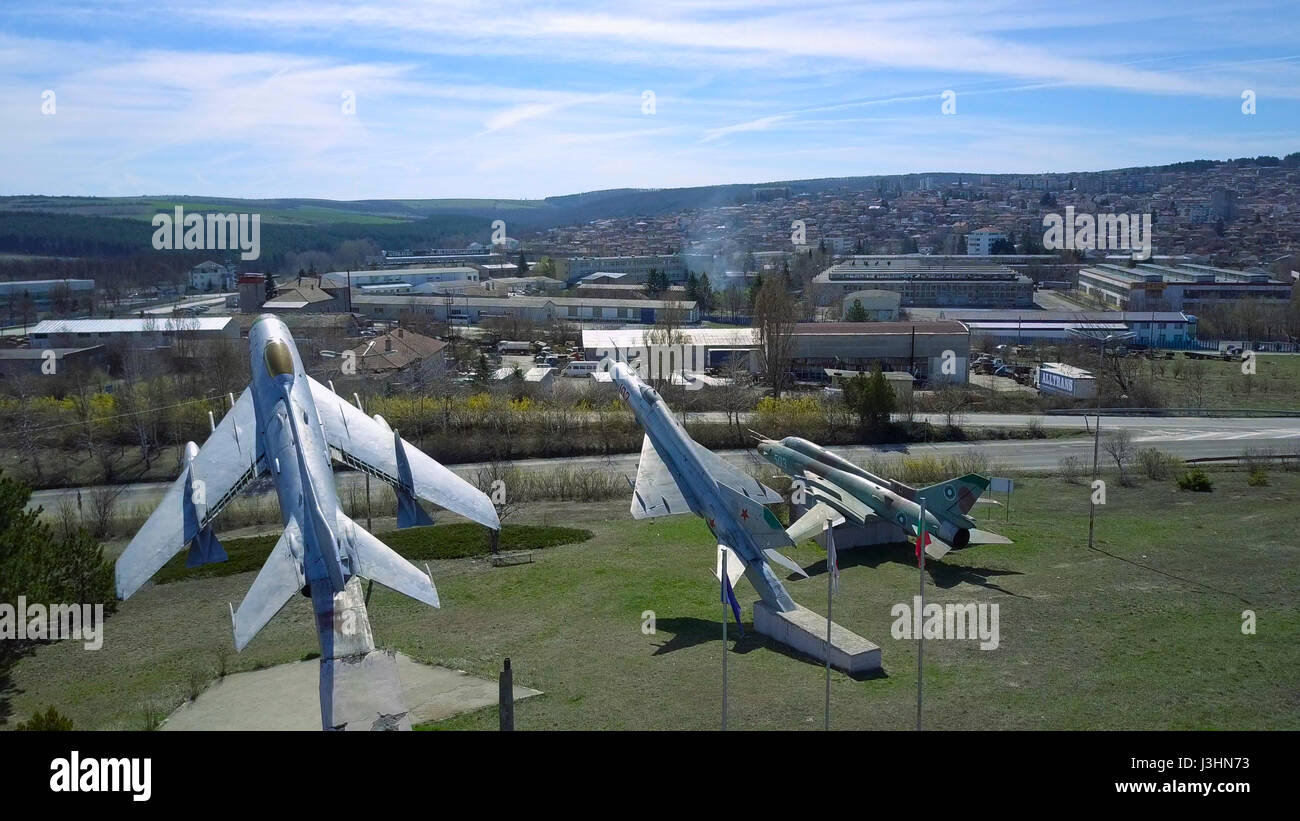 Une sélection d'images du parc de l'aviation et l'aéronautique en ville de Omurtag, Bulgarie. Le parc est un musée en plein air complexe dédié à l'aviation et l'aéronautique en Bulgarie. Doté d''atmosphère : où : Omurtag, Bulgarie Quand : 04 Avr 2017 Banque D'Images