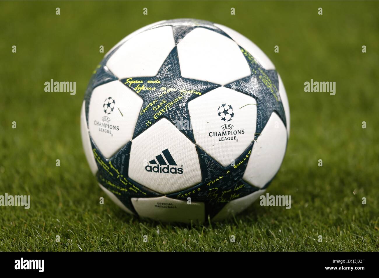 Ligue des champions ADIDAS OFFICI V Manchester City FC BARCELON ETIHAD STADIUM MANCHESTER EN ANGLETERRE 01 Novembre 2016 Banque D'Images