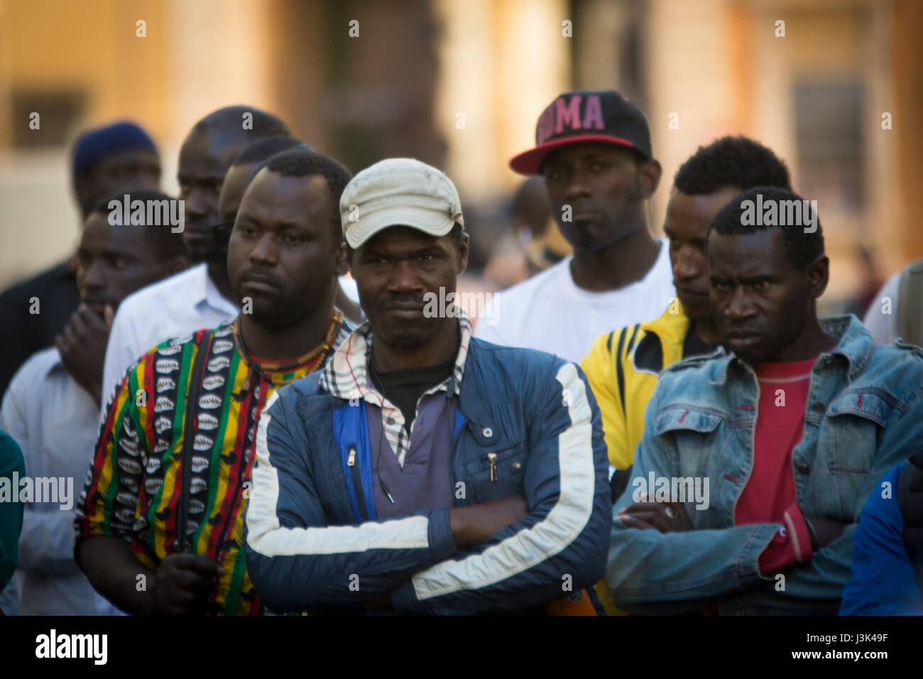 Rome, Italie. Le 05 mai, 2017. Manifestation d'immigrés à rechercher la vérité et la justice sur la mort de Nian Maguette, vendeur de rue du Sénégal. Credit : Andrea Ronchini/Pacific Press/Alamy Live News Banque D'Images