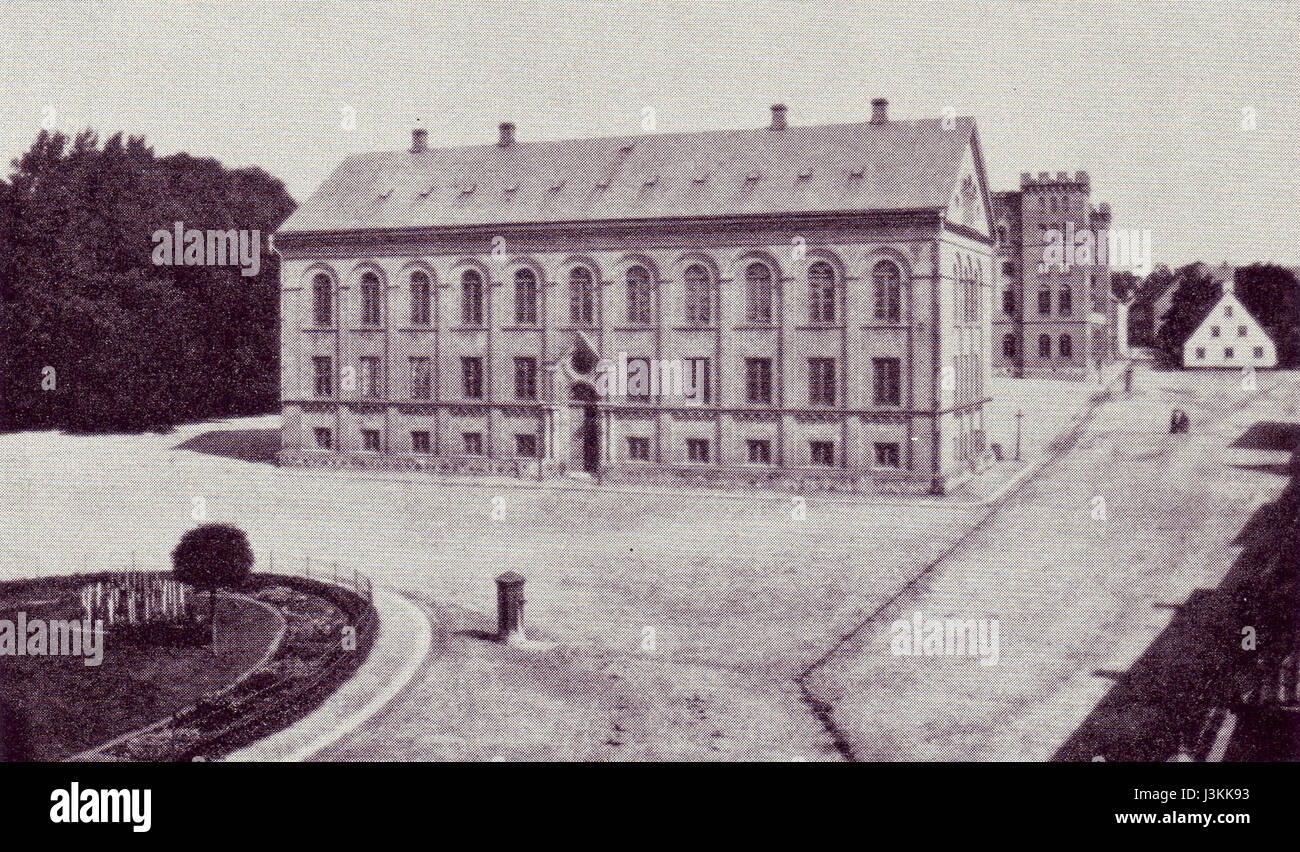 Le 'Historiska museet i Lund' (Musée historique de Lund) présente des objets et des expositions des années 1800, en se concentrant sur les aspects historiques, culturels et sociaux de la Suède au cours de ce siècle. Le musée est une ressource importante pour comprendre l'histoire suédoise. Banque D'Images