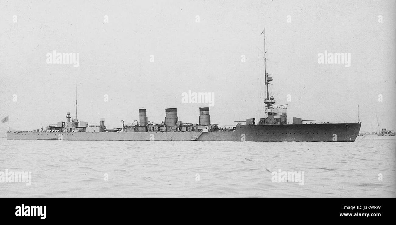 IJN Tenru à Yokosuka 1925 Banque D'Images