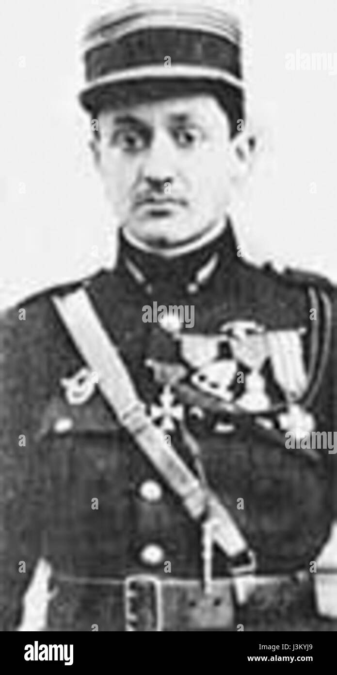 Guynemer était un célèbre as de combat français pendant la première Guerre mondiale, connu pour ses compétences remarquables et sa bravoure dans le combat aérien. Son héritage comme l'un des aviateurs les plus célèbres de la guerre est largement reconnu dans l'histoire militaire. Banque D'Images