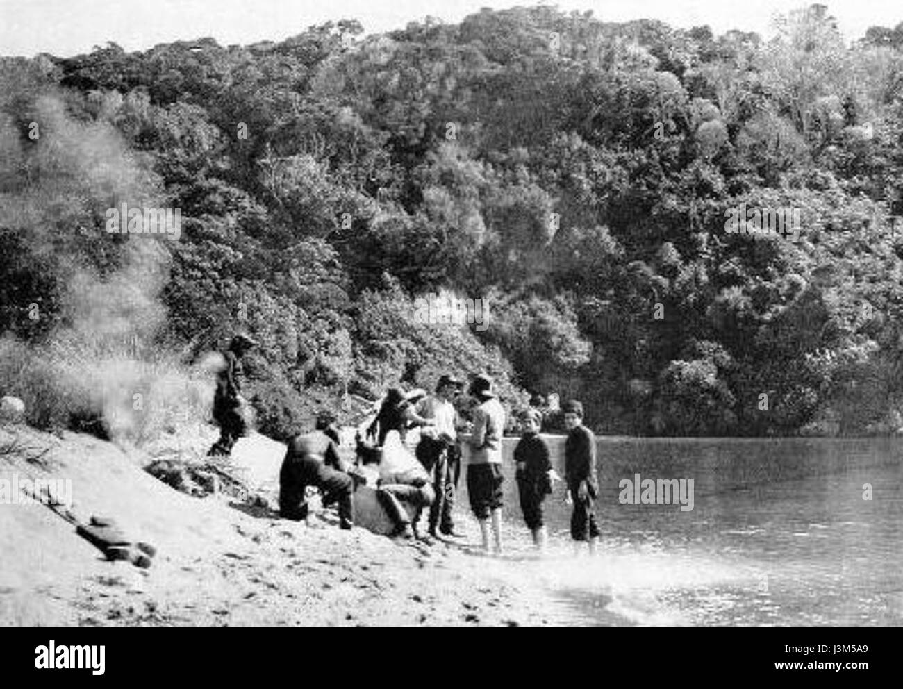 Cette image, intitulée « cœur de l'Antarctique 002 », capture probablement une scène ou un sujet lié à l'Antarctique, représentant peut-être des activités d'exploration ou de recherche dans le continent le plus méridional. Banque D'Images