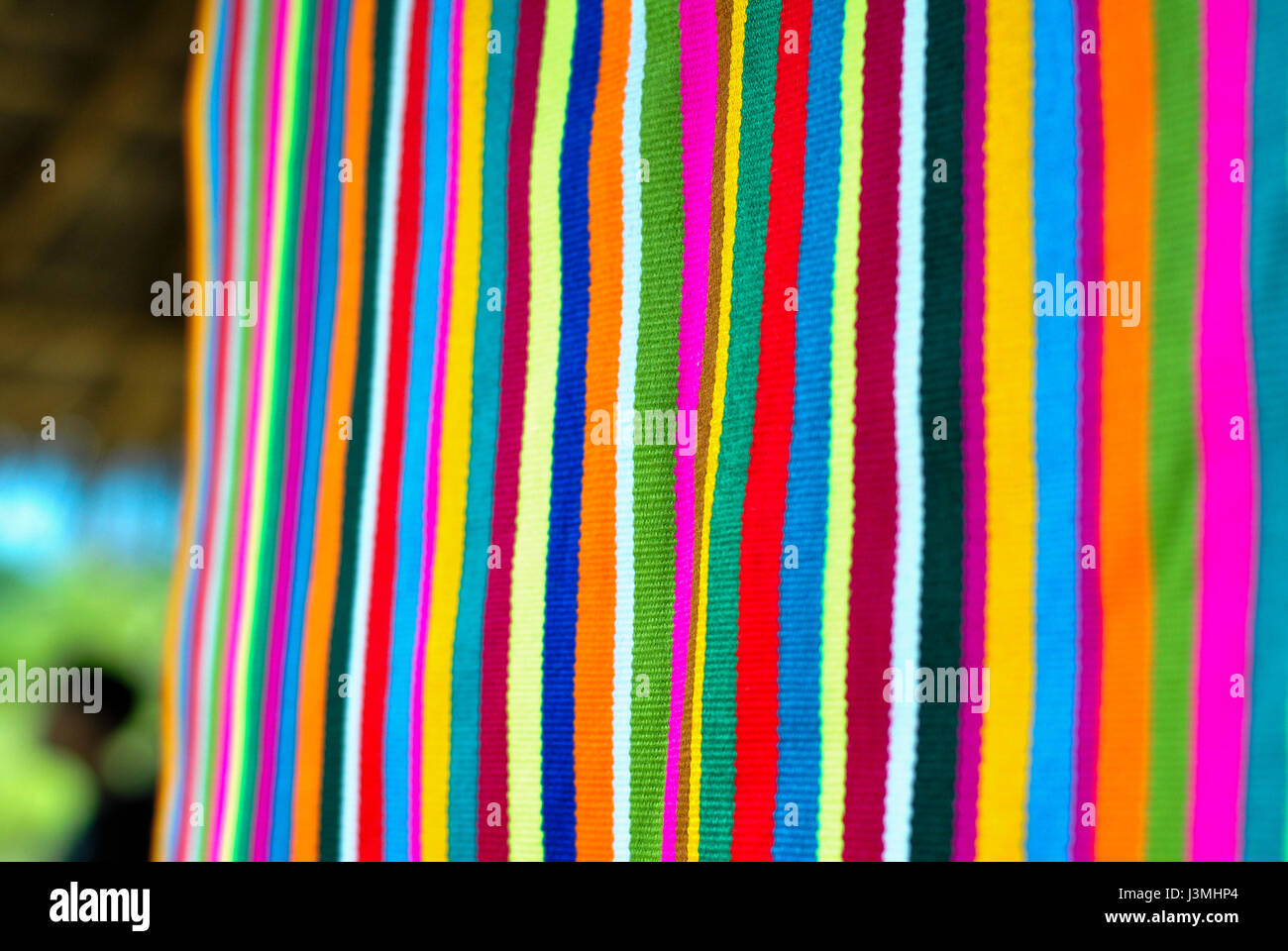 Jupe multicolore Banque de photographies et d'images à haute résolution -  Alamy