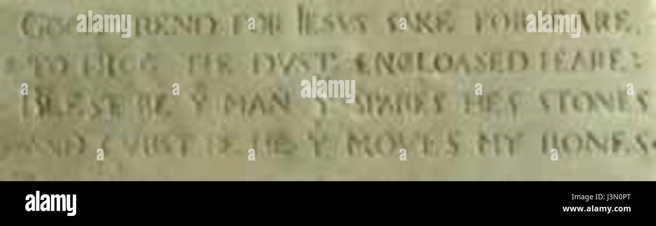 Le Grabinschrift, ou inscription en pierre tombale, pour William Shakespeare, situé à l'église Holy Trinity à Stratford-upon-Avon, rend hommage à la vie et à l'héritage du célèbre dramaturge. Banque D'Images