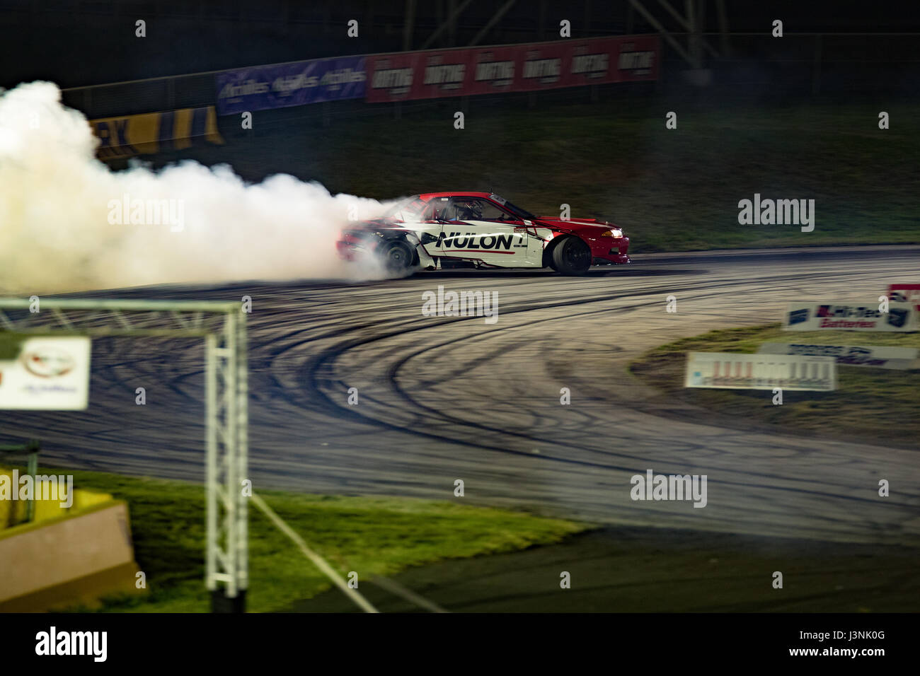 Sydney Motorsport Park, Australie. 6 mai 2017. Michael Rosenblatt quitter le coin. Anthony Bolack/Alamy Live News Banque D'Images