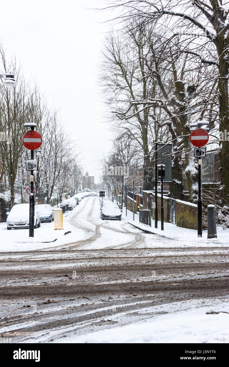La neige à Islington, au nord de Londres, UK Banque D'Images