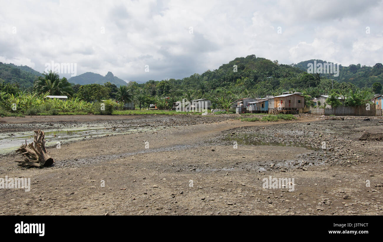 Village Ribeira Afonso, Sao Tomé-et-Principe, l'Afrique Banque D'Images