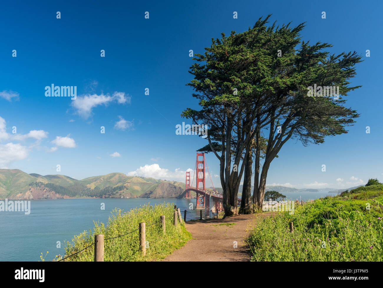 Marin Headlands et Golden Gate Bridge à partir de State Park Banque D'Images