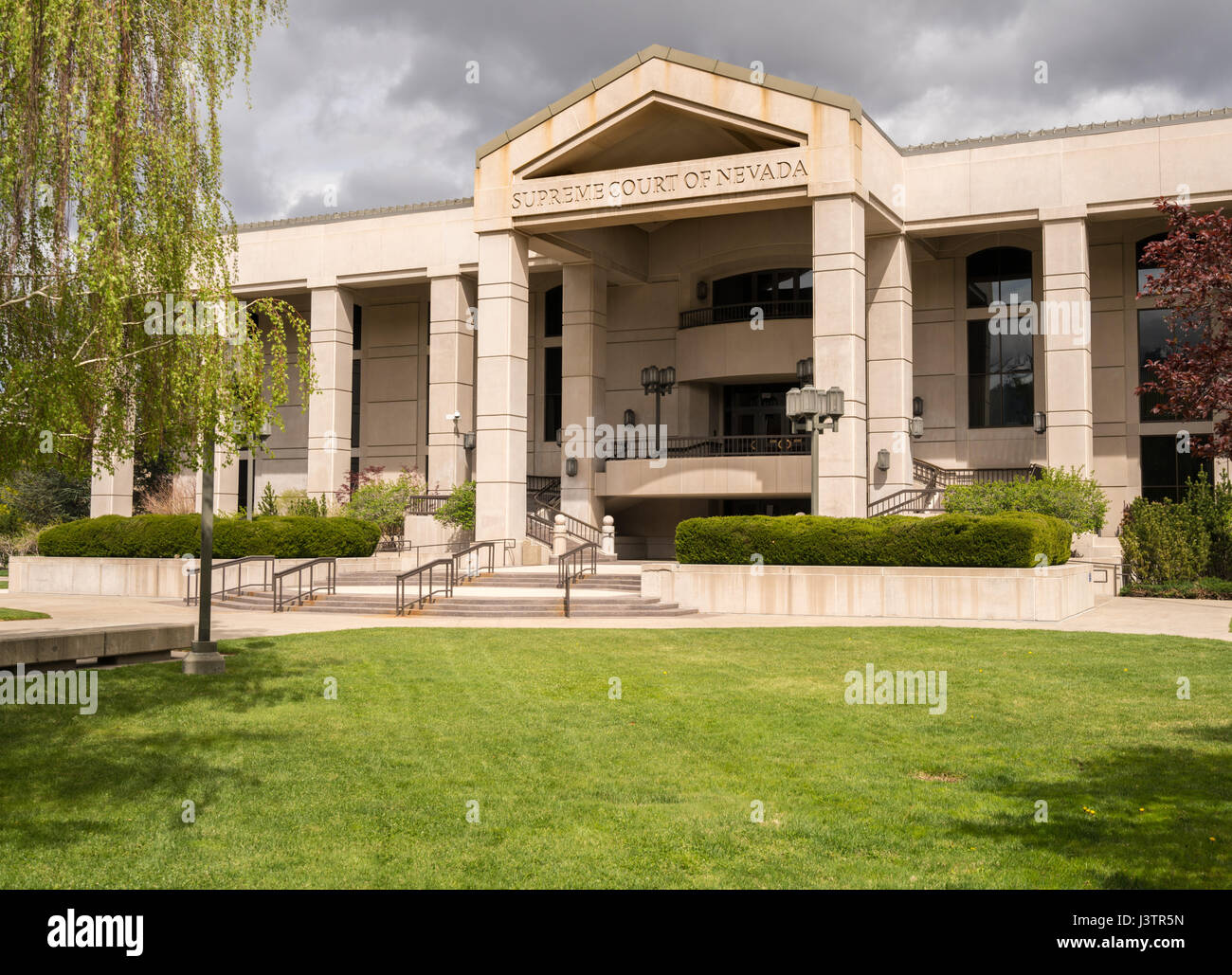 La Cour suprême de l'État du Nevada entrée de l'édifice de Carson City Banque D'Images